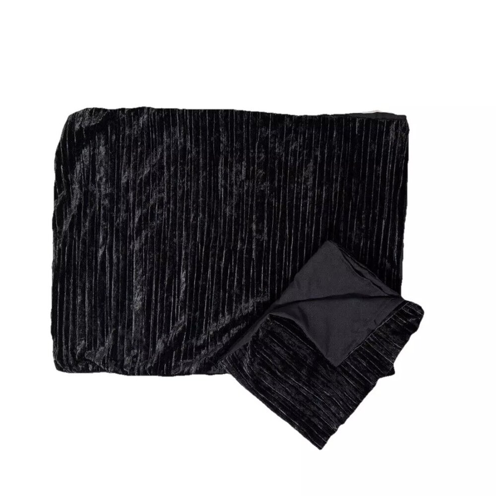 Thalia Sodi Pillowcases Shams 2 Black Velvet Channel Stripe Luxury Bedding Pair